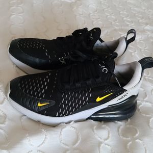 Nike Air Max 270